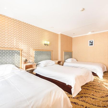 Omeiga Business Hotel Yiwu (Zhejiang) Eksteriør bilde