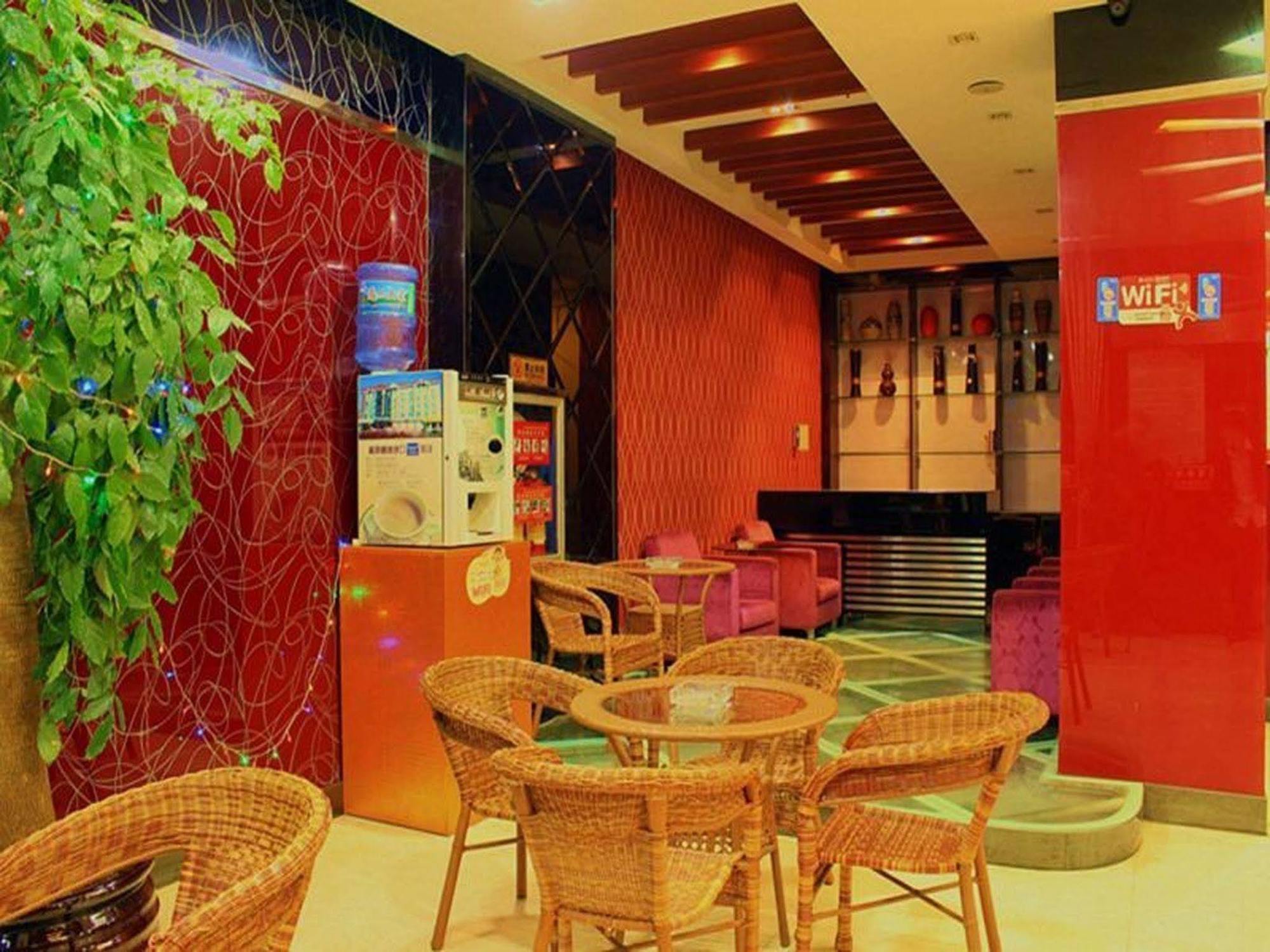 Omeiga Business Hotel Yiwu (Zhejiang) Eksteriør bilde