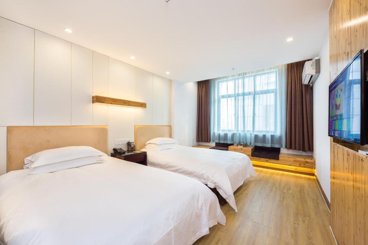 Omeiga Business Hotel Yiwu (Zhejiang) Eksteriør bilde